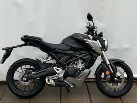 Honda deals cb125r 2019