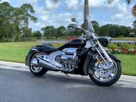 HONDA honda-rune-motorcycle-valkyrie-goldwing-1800 occasion - Le Parking