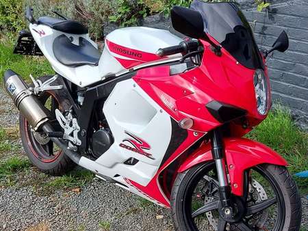 Béquille Avant Rouge Pour Moto Hyosung Comet 125 Et 250 - Neuve, Générique, Emballage D'origine