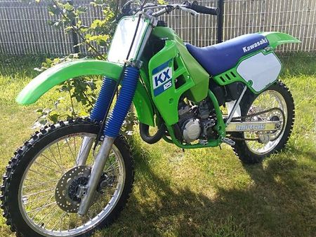 ciffer Peru smuk kawasaki kx 125 fr used – Search for your used motorcycle on the parking  motorcycles