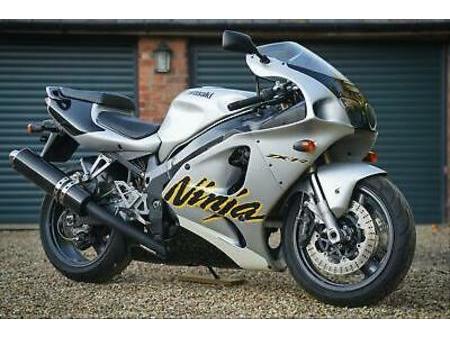 KAWASAKI 1999-kawasaki-zx7r-p4-1-owner-16k-miles-extremely
