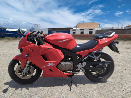 Hyosung Gt250 Gt250r Used Search For Your Used Motorcycle On The Parking Motorcycles