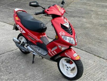 PEUGEOT peugeot-speedfight-2-50cc-2-stroke Used - the parking motorcycles