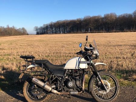 Royal Enfield Royal Enfield Himalayan Occasion Le Parking