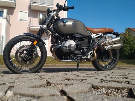 bmw r nine t scrambler harga bekas