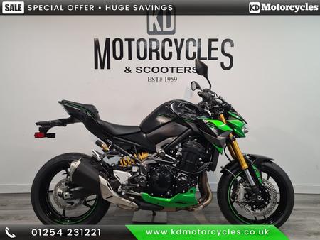 KAWASAKI kawasaki-z900-ex-demo-massive-saving-on-list-kawasaki-main ...