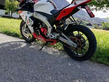 APRILIA APRILIA RS4 APRILIA RS4 50 MOPED / MOFA tweedehands - De Parking