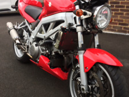 SUZUKI suzuki-sv1000-n-naked-streetfighter Used - the parking motorcycles