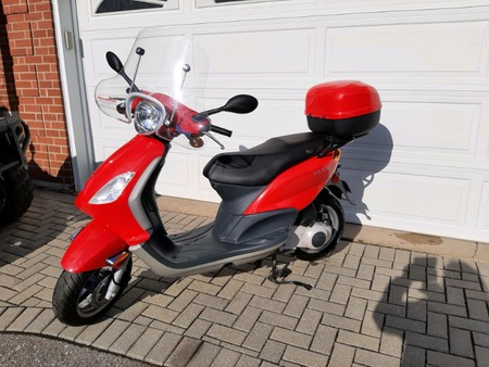 piaggio fly rood tweedehands - Zoeken naar een tweedehands moto - De  Parking-Moto