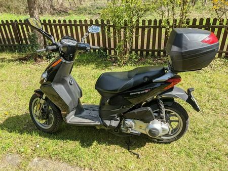 aprilia sportcity 125 germany used – Search for your used motorcycle on the  parking motorcycles