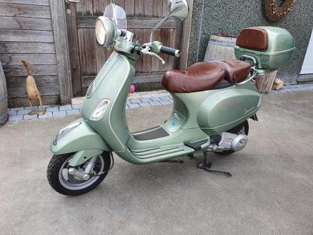 piaggio vespa lxv tweedehands - Zoeken naar een tweedehands moto - De  Parking-Moto