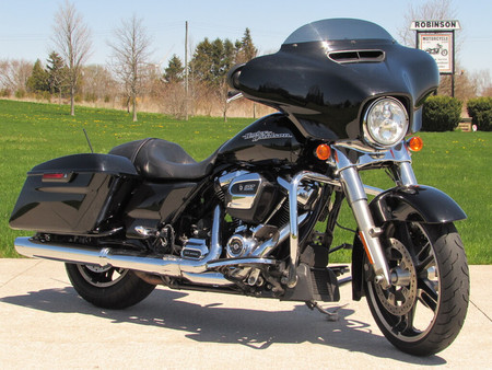 harley davidson street glide 107 d'occasione - Ricerca di moto d'occasione  - Il Parking Moto