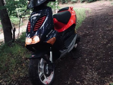 aprilia rossi tweedehands - Zoeken naar een tweedehands moto - De  Parking-Moto