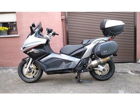 aprilia srv 850 deutschland Gebrauchtmotorrad - Gebrauchte Motorräder  suchen - ¤\u003cNAME_SITE\u003e¤