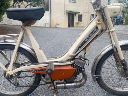 MBK Mobylette caddy motobecane m3 Used The Parking Motorcycles mbk-mobylette-caddy-motobecane-m3-used-the-parking-motorcycles