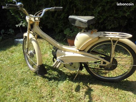 mbk-motobecane-mobylette-motobecane-av44