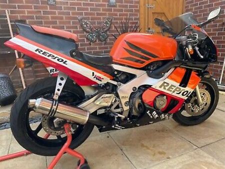 Honda Sports Cbr 400rr Used Search For Your Used Motorcycle On The Parking Motorcycles