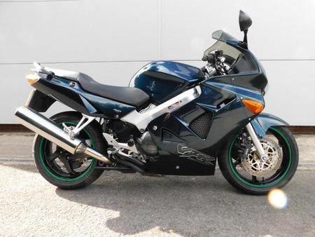 Honda Vfr 800 Green Used Search For Your Used Motorcycle On The Parking Motorcycles