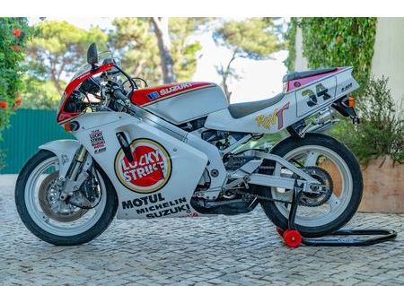 SUZUKI suzukirgv250vj22deorigem Gebrauchtmotorrad