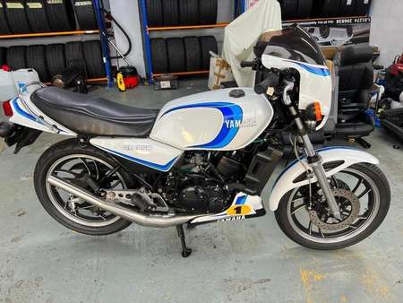YAMAHA 1980-yamaha-rd-1980-rd350-lc-white-with-blue-decals-classic ...