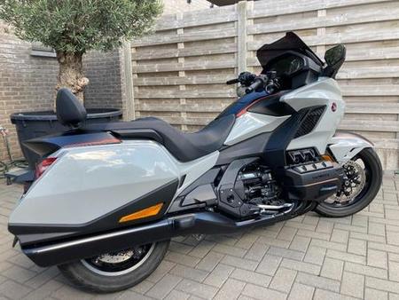 honda gl 1800 bagger