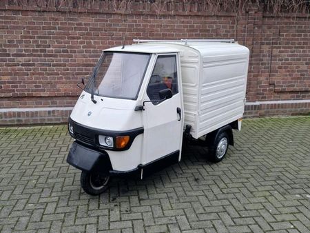 PIAGGIO piaggio-ape-50-mofa-25km-h-kasten-neues-modell-led-e4 ...