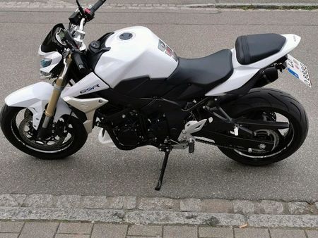 SUZUKI SUZUKI GSR 750 MOTORRAD , Gebrauchtmotorrad