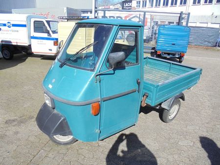 Piaggio APE 50 KASTEN E5 - DER-ROLLERHOF