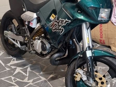 Radiateur Gauche D'occasion Pour Cagiva Supercity 125 - Pièce De Moto Fonctionnelle
