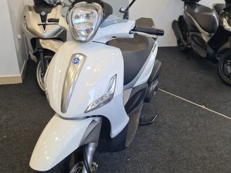 piaggio beverly 350ie croatia used – Search for your used motorcycle on the parking  motorcycles