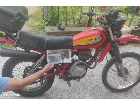 Mâchoires De Frein Tecnium BA013 Pour Honda 125 XLS 1979-1984 - 110x25mm - Avant/Arrière - Neuf Avec Ressorts