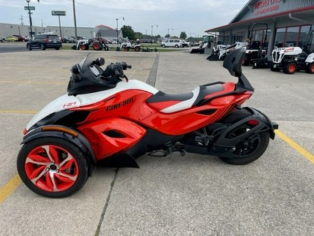 CANAM can-am-spyder-rs-s Used - the parking motorcycles