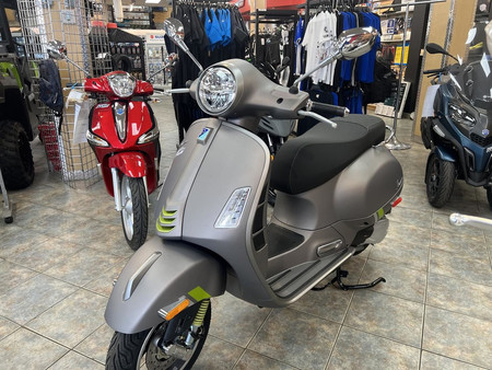 piaggio vespa gts super sport 300 used – Search for your used motorcycle on  the parking motorcycles