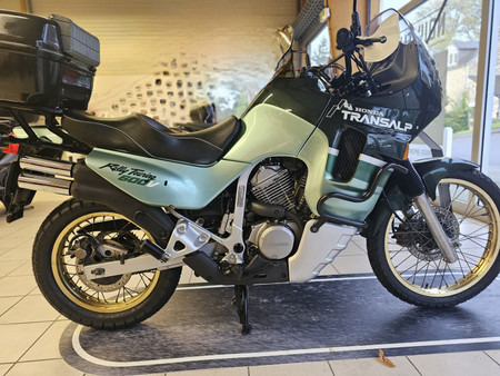 Moto Honda TRANSALP 600 d'occasion - Annonce n° 39428686 - Truckscorner