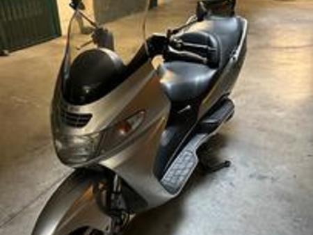 suzuki burgman 400 italie d'occasion - Recherche de moto d'occasion - Le  Parking-Moto