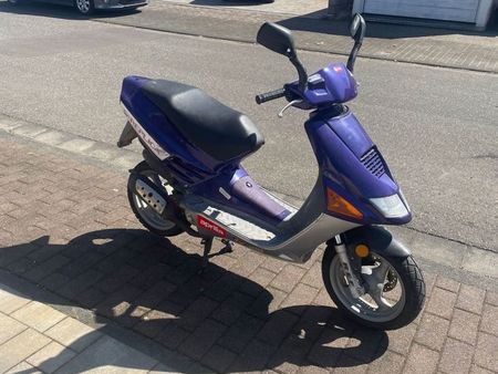 aprilia sr 50 used – Search for your used motorcycle on the parking  motorcycles