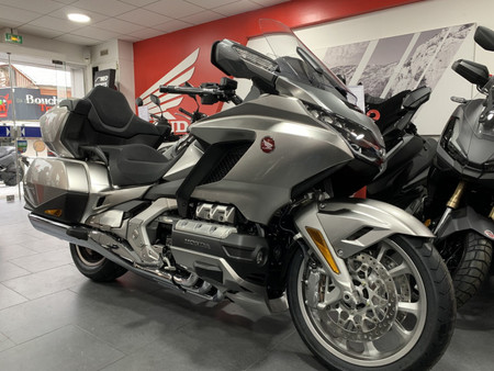 Couvercle De Culasse Droit Honda Goldwing 1800 - Modèle 2018 - Occasion