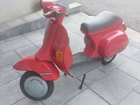 piaggio vespa pk50 rood tweedehands - Zoeken naar een tweedehands