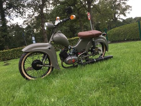 Andre on X: Back in operation, 1974 #Simson #Star SR 4-2/1 50cc  #EastGermany #vintage  / X
