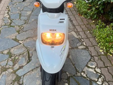 3393.82.40.04 COPPIA MANOPOLE NERE SCOOTER DOMINO MBK CW BOOSTER SPIRIT  (ITA) 50