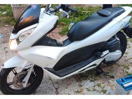 honda pcx 125 italy used – Search for your used motorcycle on the 