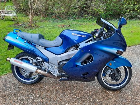 kawasaki zzr 1100 blue used – Search for your used motorcycle on 