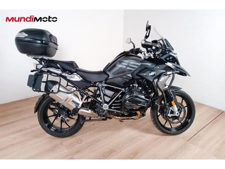 BMW vendo-bmw-r-1300-gs-triple-black-2023-24-usata-a-rozzano-codice ...
