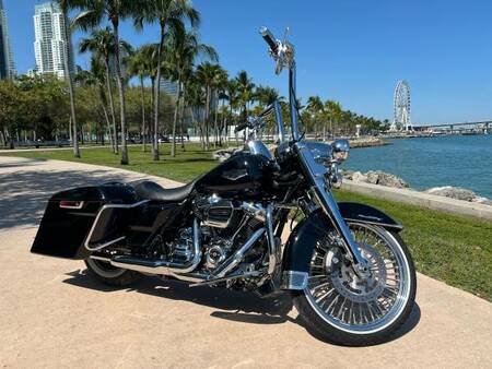 HARLEY DAVIDSON 2021-harley-davidson-road-king-cholo-financing ...